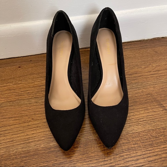 Black Pointed Heels - Picture 5 of 5
